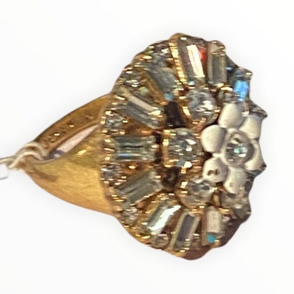 J. Crew Flower‎ Crystal Statement Cocktail Ring Size 8 Cubic Zirconia 1” Setting - Picture 7 of 8